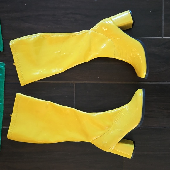 Teen Titans Go Robin Costume Size Small - Picture 6 of 6